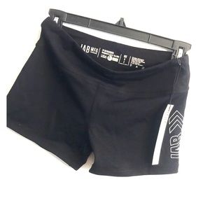 Bootie workout shirt from IAB NWT SIZE 6 S